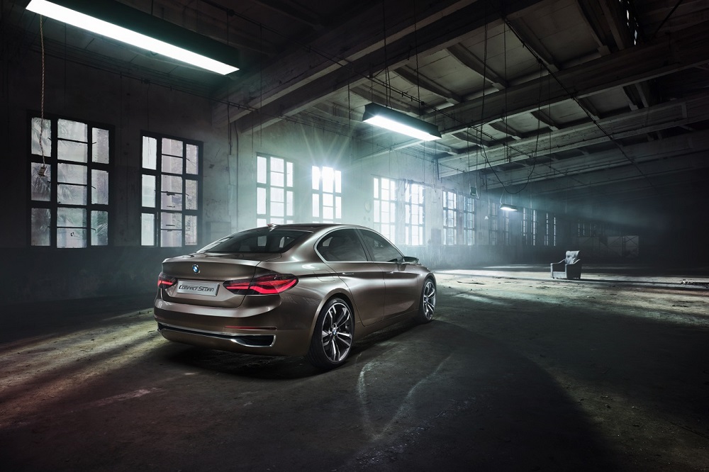 BMW 1-Series става седан